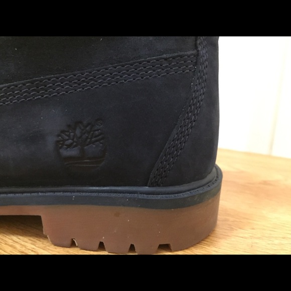 Trendy Navy blue timberlands - Picture 2 of 6